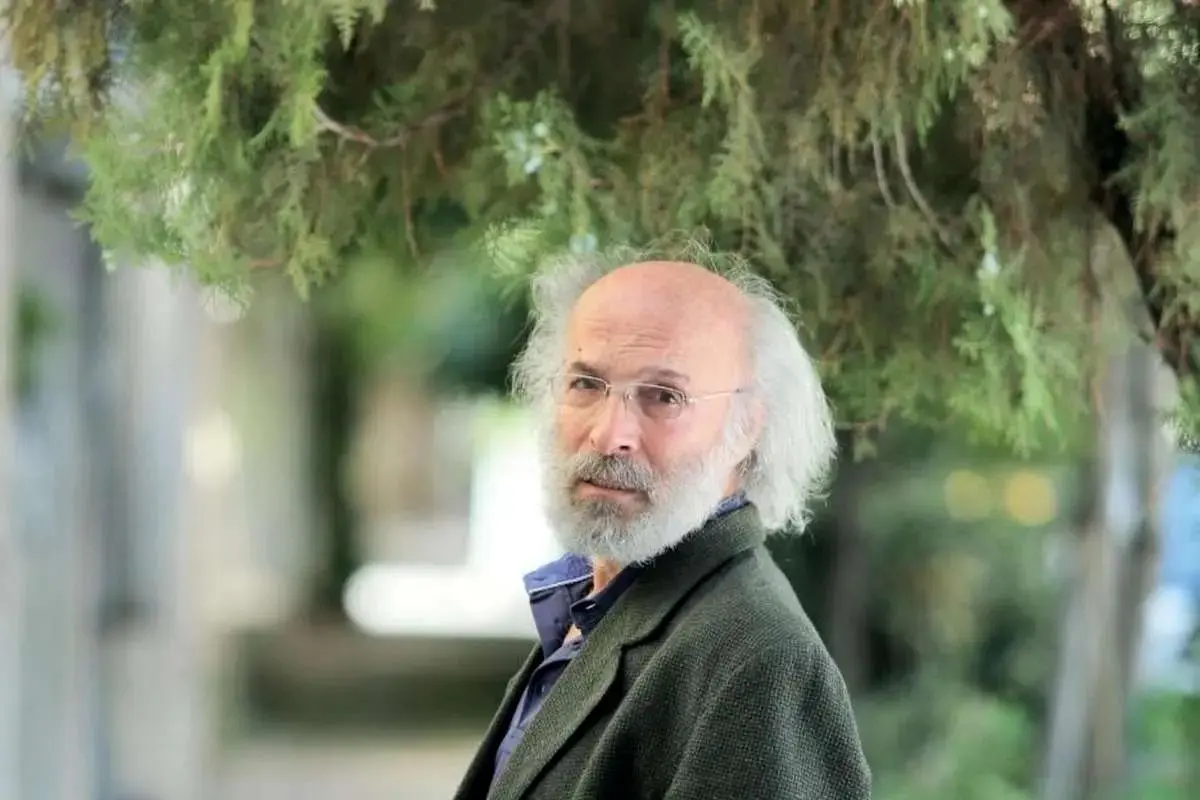 کیانوش عیاری: باید به هر شکل ممکن ایران حفظ شود
