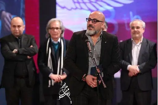 پاسخ امیر آقایی به مجری شبکه افق که گفته بود مردم ناراضی از ایران بروند / فیلم