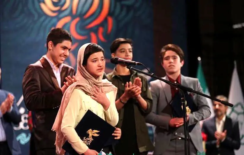آنچه از سی و هشتمین دوره جشنواره فیلم فجر ندیدید/ ما چرا قهر می‌کنیم؛ کجای دنیا به جز اینجا، برای ما دست می‌زنند؟