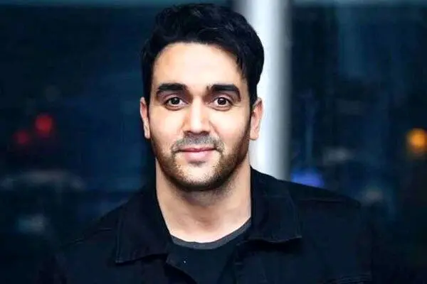 پوریا پورسرخ هم مجری شد