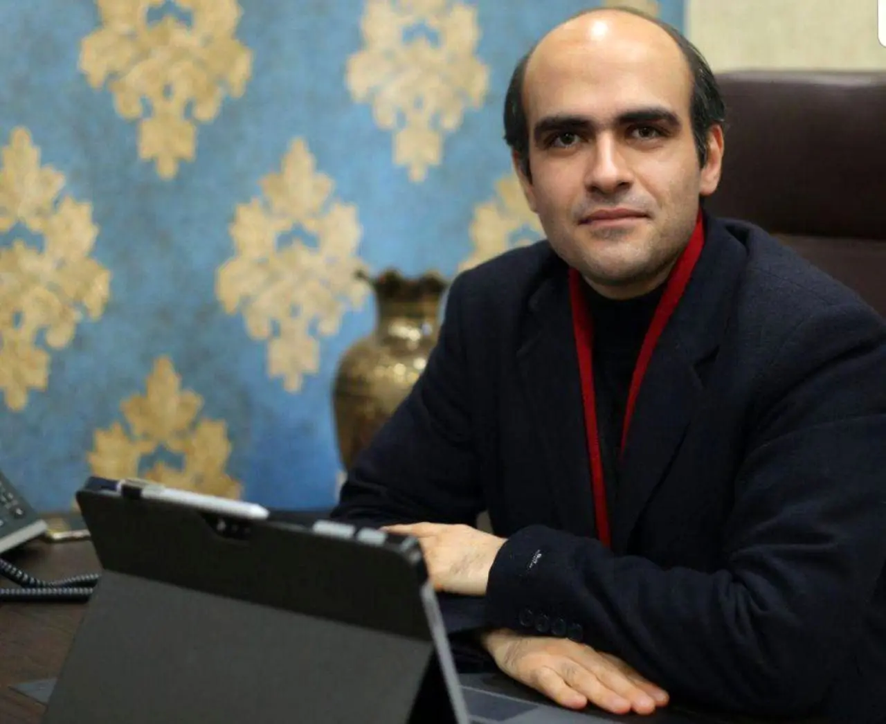 ۱۴ توصیه برای تبدیل شدن به یک سلبریتی فضای مجازی / برای زندگی در عصر میکرومدیا این توصیه یادتان نرود: اول اینستا، بعد کتاب!