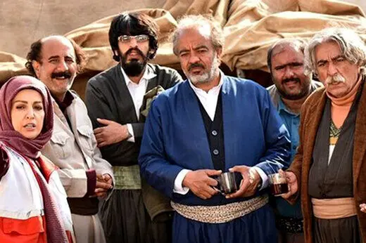 تقلید مونولوگ بهروز وثوقی در گوزن‌ها که از سریال نون. خ حذف شد!