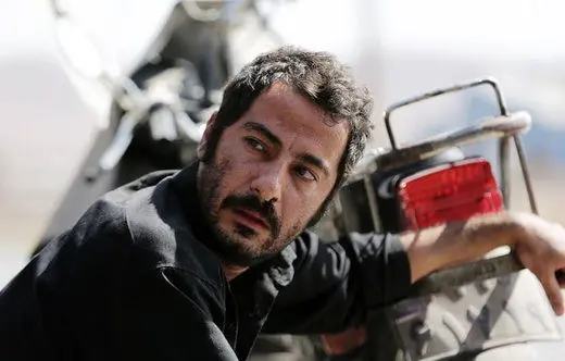 نوید محمدزاده نابینا شد!