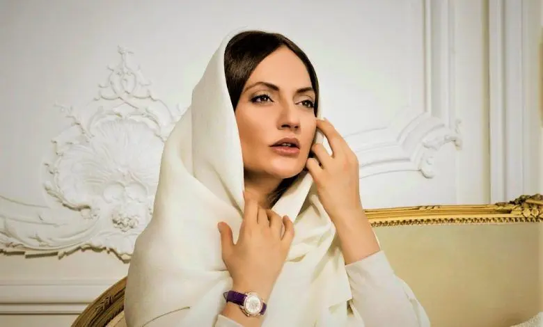 مهناز هم در ماجرای مهشید و ابی و چاوشی اعلام موضع کرد
