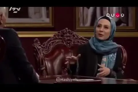 کل‌کل فلورا سام و مهران مدیری سَر سن و سال!/ فیلم