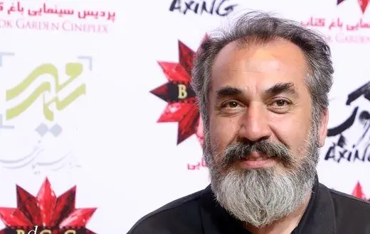 عکسی قدیمی از سیامک انصاری پشت صحنه یک فیلم خاطره‌انگیز