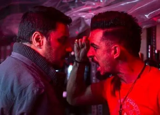 نوید محمدزاده در کنارِ اشکان خروس/ عکس