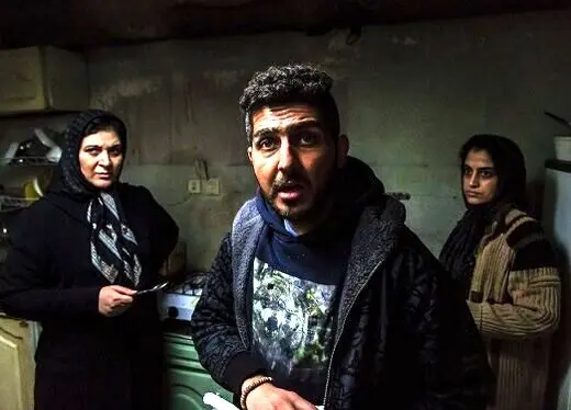 لادن مستوفی، محمدرضا غفاری و شقایق فراهانی با «چهل و هفت» به سینماها می‌آیند