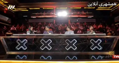 ببینید| چهره خنده‌دار داوران عصر جدید با ماسک‌های عجیبشان