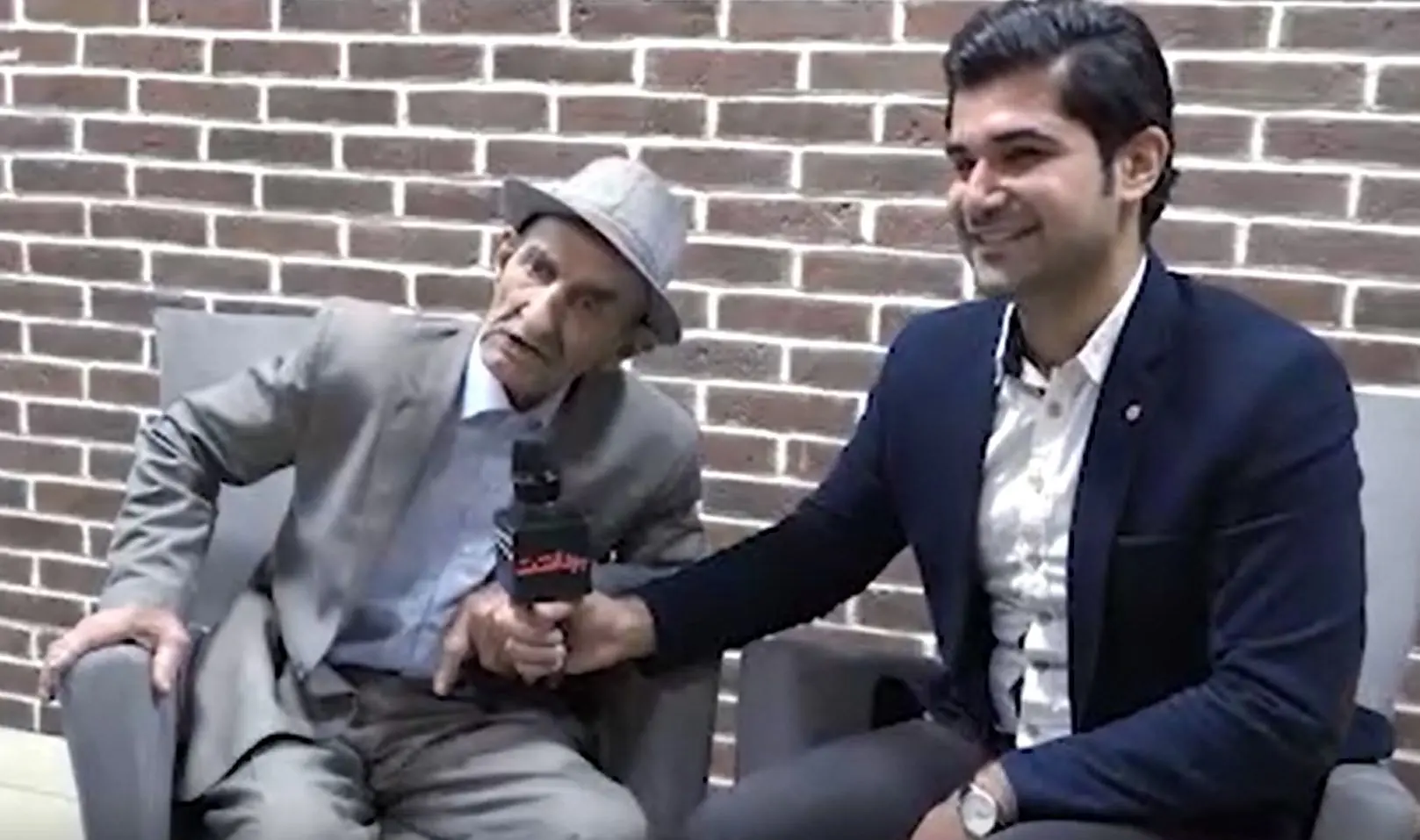 بازنشر گفتگوی قدیمی و آخرین آرزوهای مرحوم پورمخبر / مردم شاد باشند، لذت می‌برم