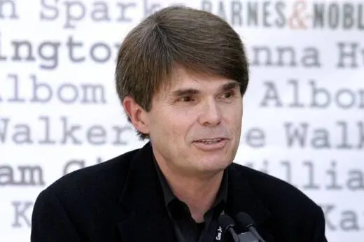 این رمان نویس، ۴۰ سال پیش، شروع کرونا از چین را پیشگویی کرد