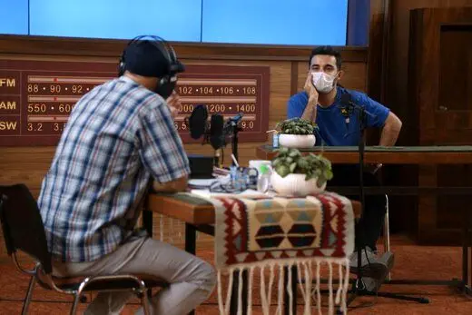 هومن خیاط: دوبلورهای قدیمی شگفت‌انگیز بودند