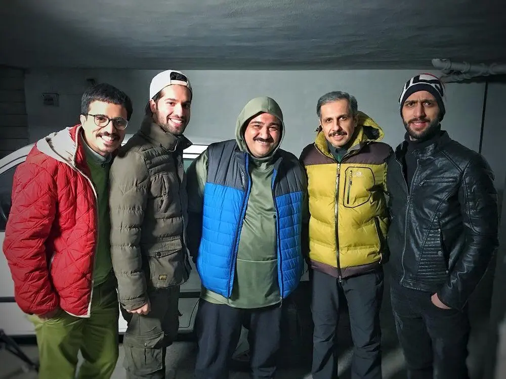 واکنش بی‌ادبانه شاخ مجازی به مخالفت هنرمندان با کارگردان شدنش/ویدئو