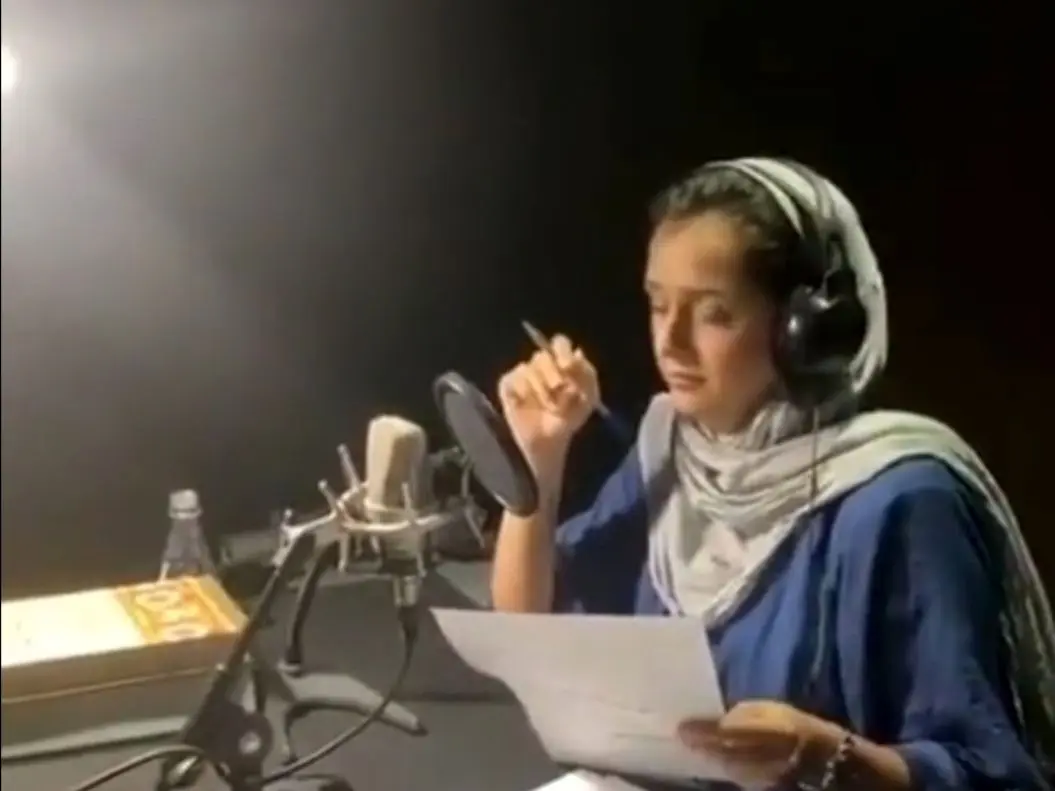 ترانه علیدوستی راوی فیلم ربکا برای نابینایان شد / ویدئو