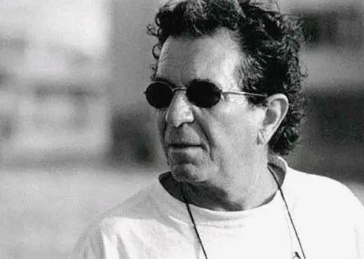 شوکه شدن داریوش مهرجویی پس از شنیدن خبر درگذشتِ خسرو سینایی / هنوز زود بود که او برود، آن‌هم به خاطر این ویروس احمق ظالم