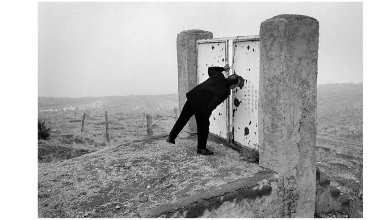 عکس‌های دیده نشدهٔ عباس کیارستمی از عباس عطار