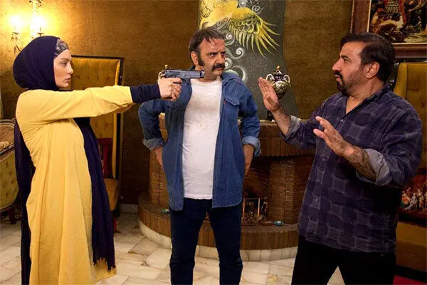 بروز ارجمند با هومن برق‌نورد همبازی شد