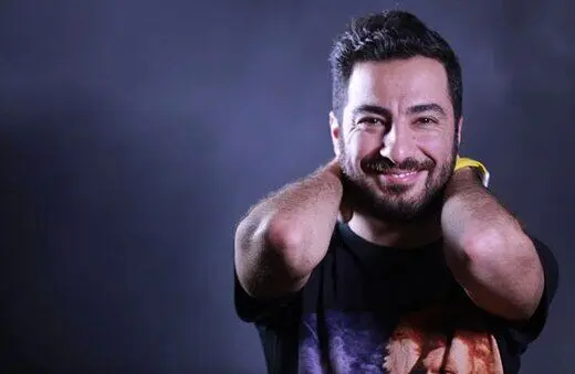 کُری‌خوانی نوید محمدزاده برای پرسپولیسی‌ها/ عکس