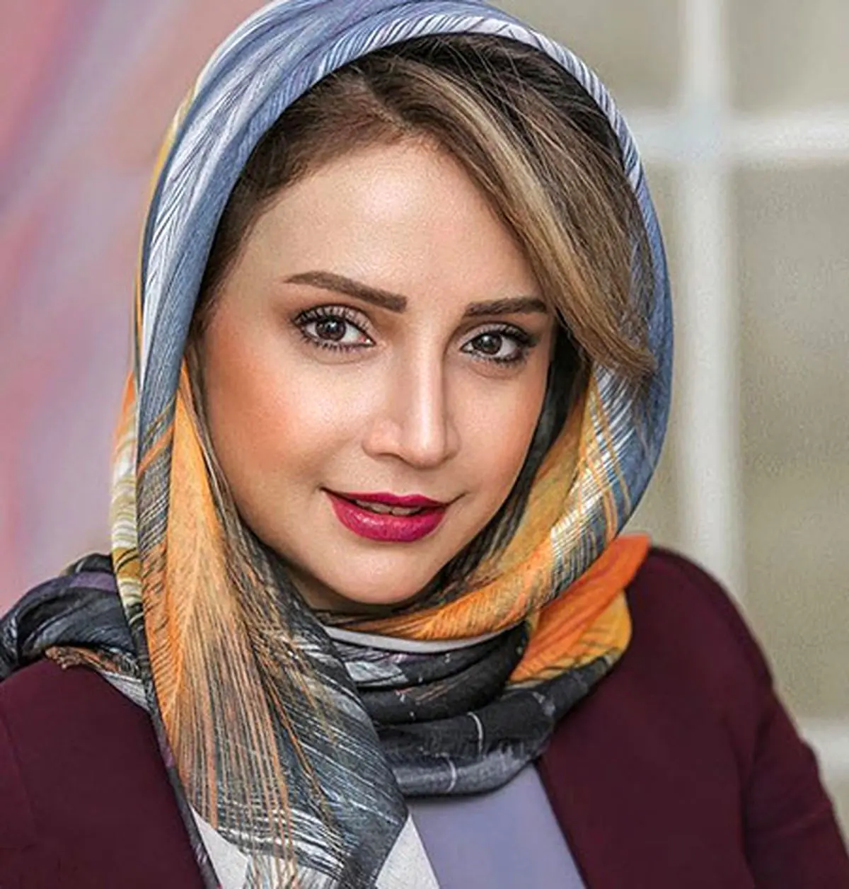 شبنم قلیخانی و بدلکارش درپشت صحنه فیلم جدیدش