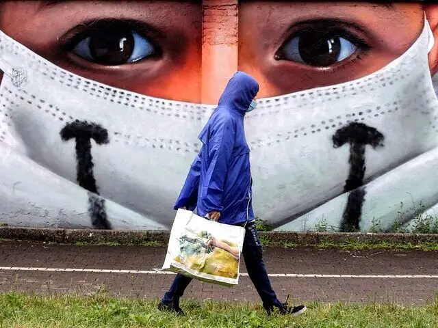 رد پای کرونا بر دیوارهای جهان/ عکس