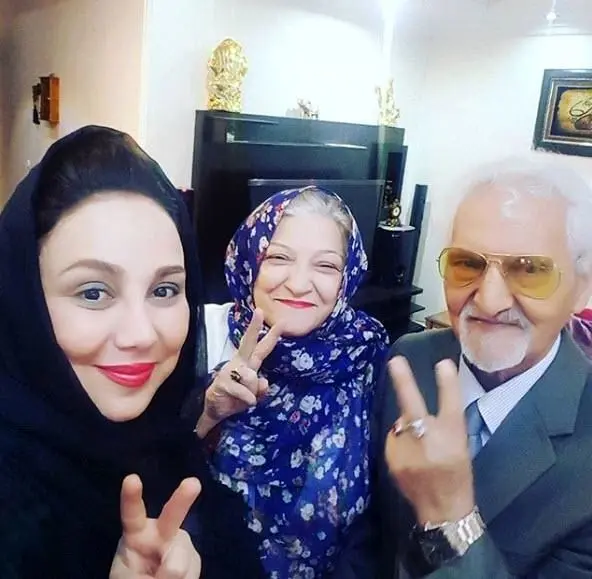 اعتراض شدید خانواده بهنوش بختیاری به حسن روحانی/ ویدئو