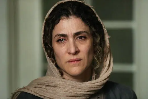 صدور مجوز نمایش «گورکن» با بازی ویشکا آسایش و مهراوه شریفی‌نیا