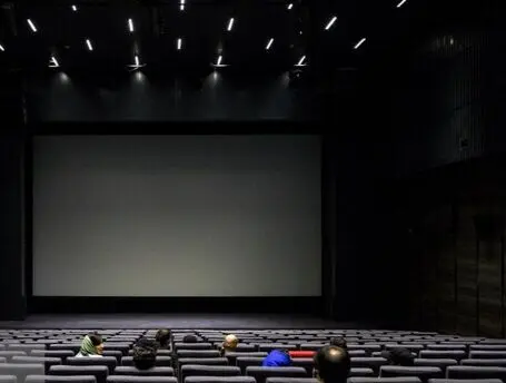 شش ماه کرونا زده سینما چگونه گذشت؟