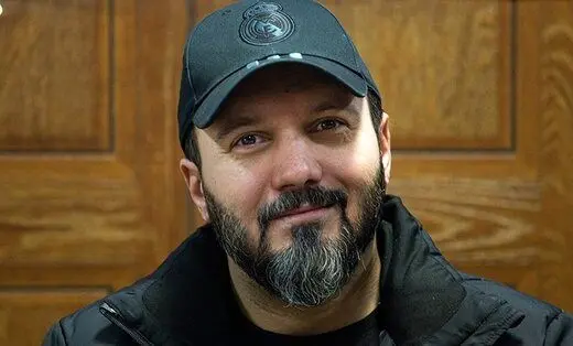 کامبیز دیرباز در نقش تک‌تیرانداز افسانه‌ای ایران / عکس