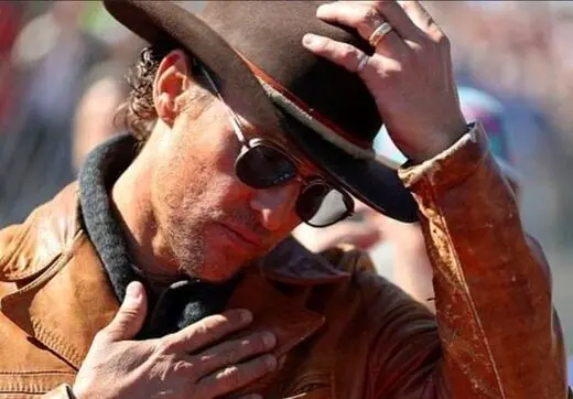 آزار جنسی هنرپیشه معروف هالیوود در نوجوانی