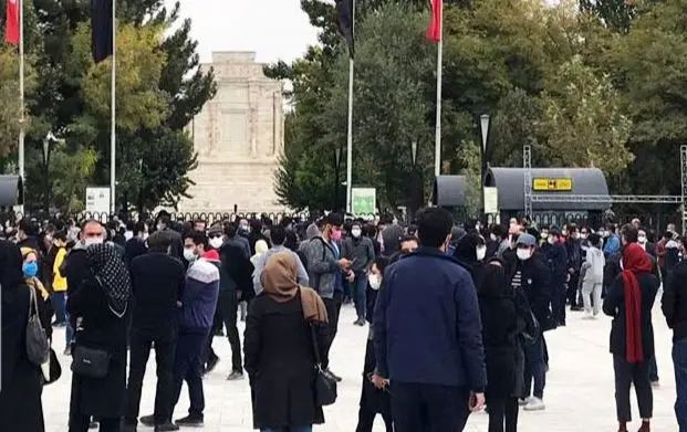 مشهد آماده استقبال از پیکر مرحوم شجریان است