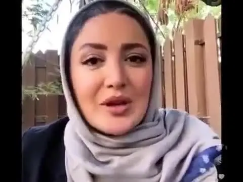 شیلا خداداد: خودم می‌دانم موهایم سفید شده/ با پیر شدنم مشکلی ندارم/ ویدئو