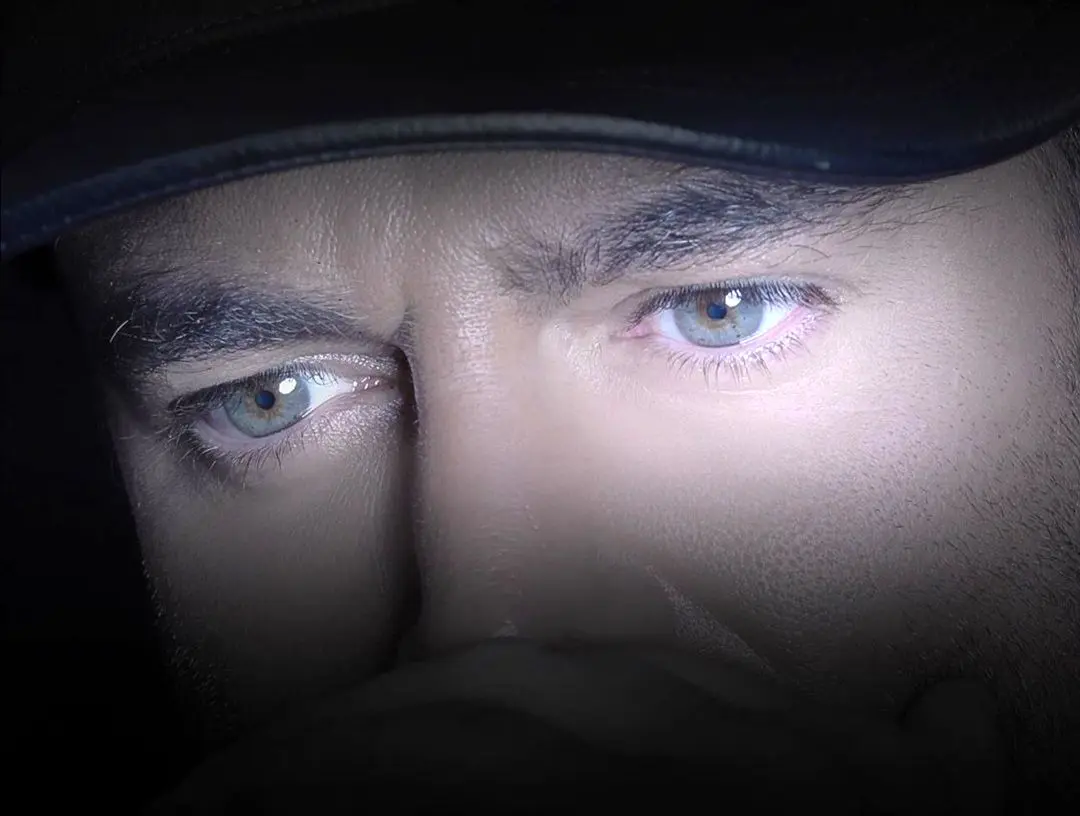 محمدرضا گلزار با شکست کرونا، به گروه فیلمبرداری سریال «عاشقانه۲» پیوست