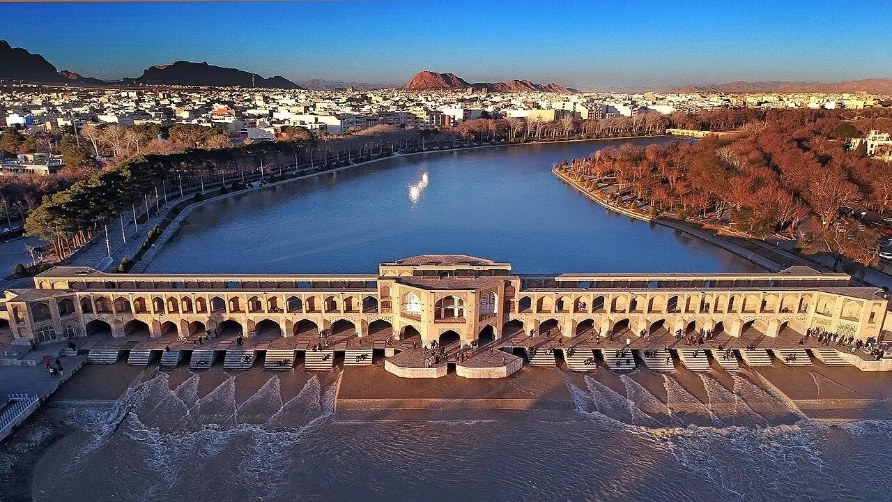 پل خواجوی اصفهان از نگاه یک پرنده/ عکس