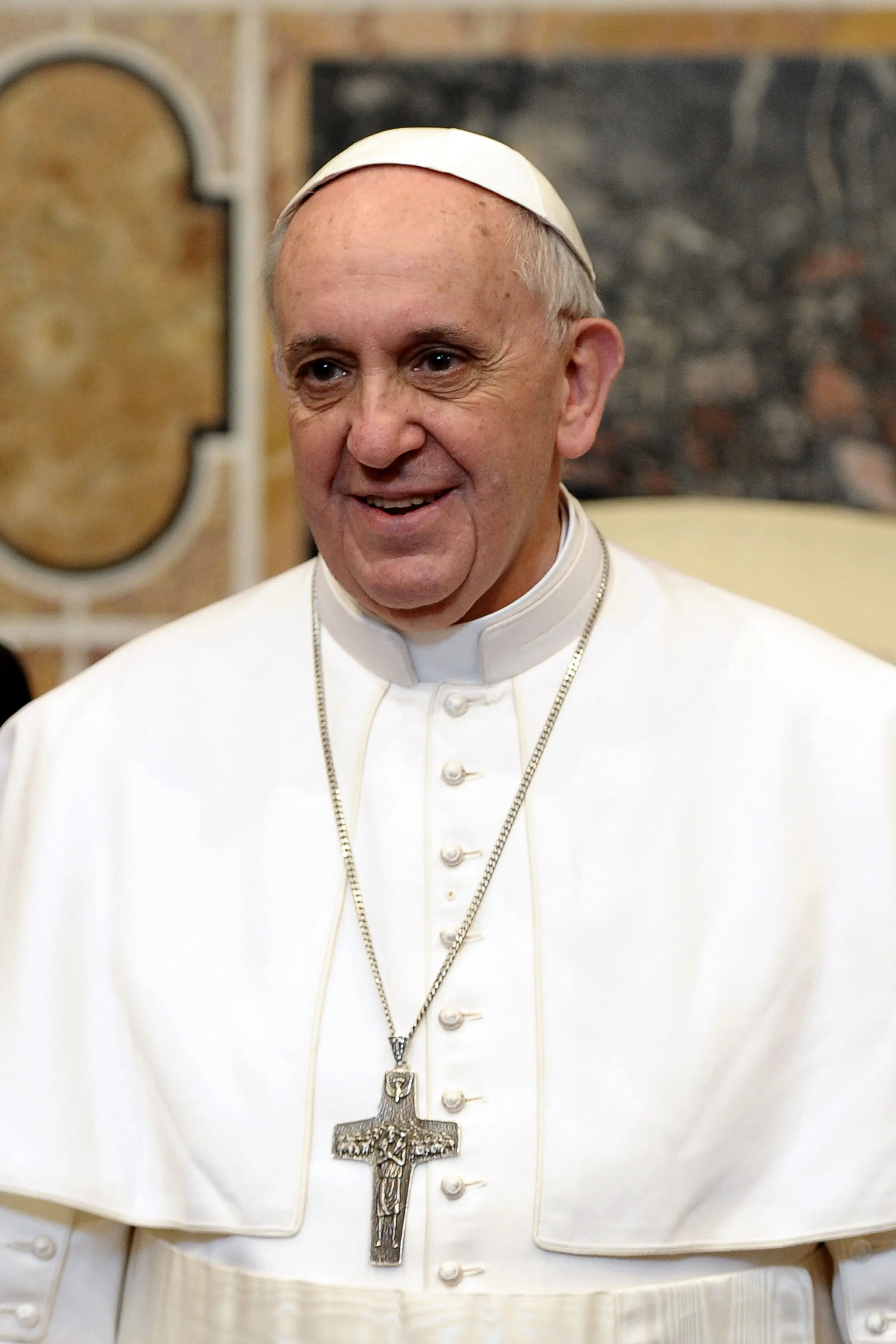 جنجال روز: اینستاگرام پاپ، عکس مدل نیمه ‌برهنه را لایک کرد