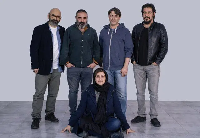 اکران آنلاین بی حسی موضعی با بازی باران کوثری