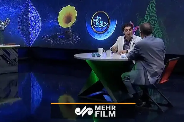 حمله به تتلو در برنامه زنده تلویزیونی/ ویدئو
