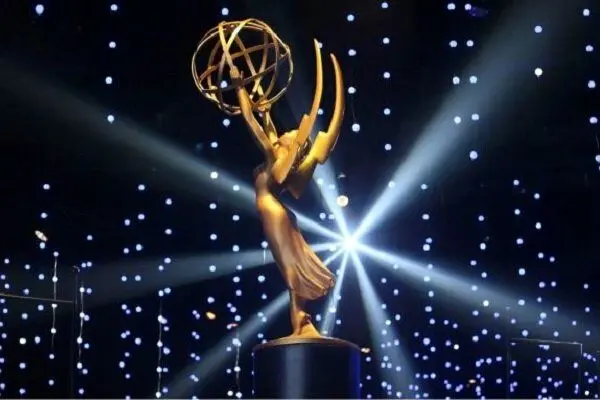 رابرت دنیرو به شهردار تبریک گفت