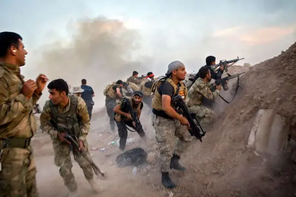 عکاسی که سوژه مستند شد/ روایت «چشم ایرانی» از جنگ در کنار زندگی