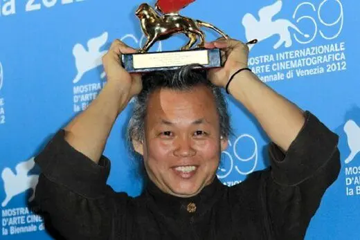 کرونا، کیم کی-دوک، کارگردان سرشناس کره‌ای را کشت