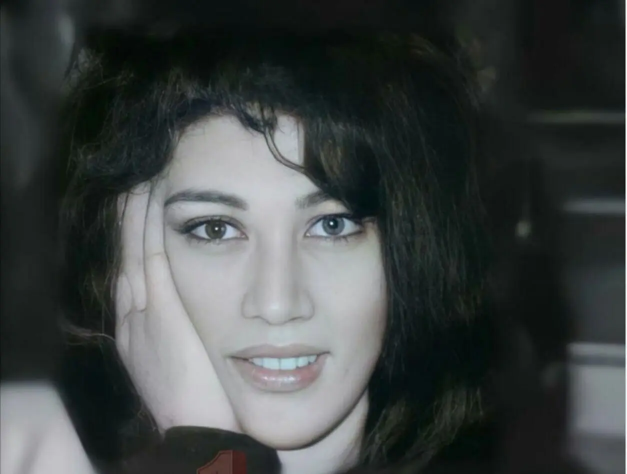 من خوشبختانه یک زن‌ام/ برای سالروز تولد فروغ فرخزاد/ ویدئو