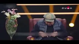 پاره شدن پیراهن رضا شفیعی‌جم وسط برنامه!/ ویدئو