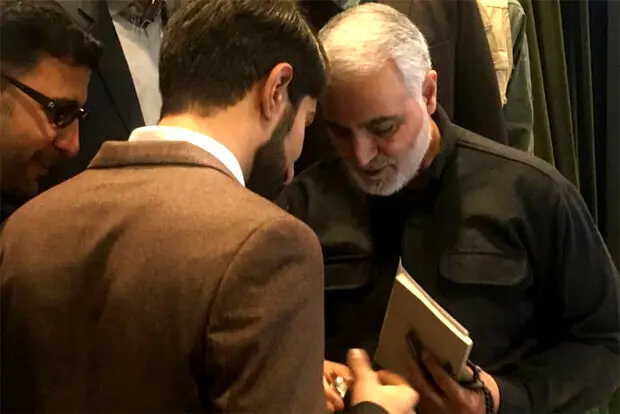 خواننده پاپی که از حاج قاسم انگشتر گرفت