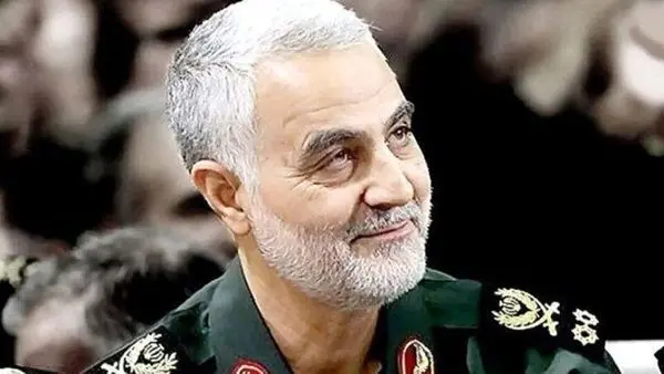این زن فرانسوی می‌خواهد قصه حاج قاسم را بنویسد