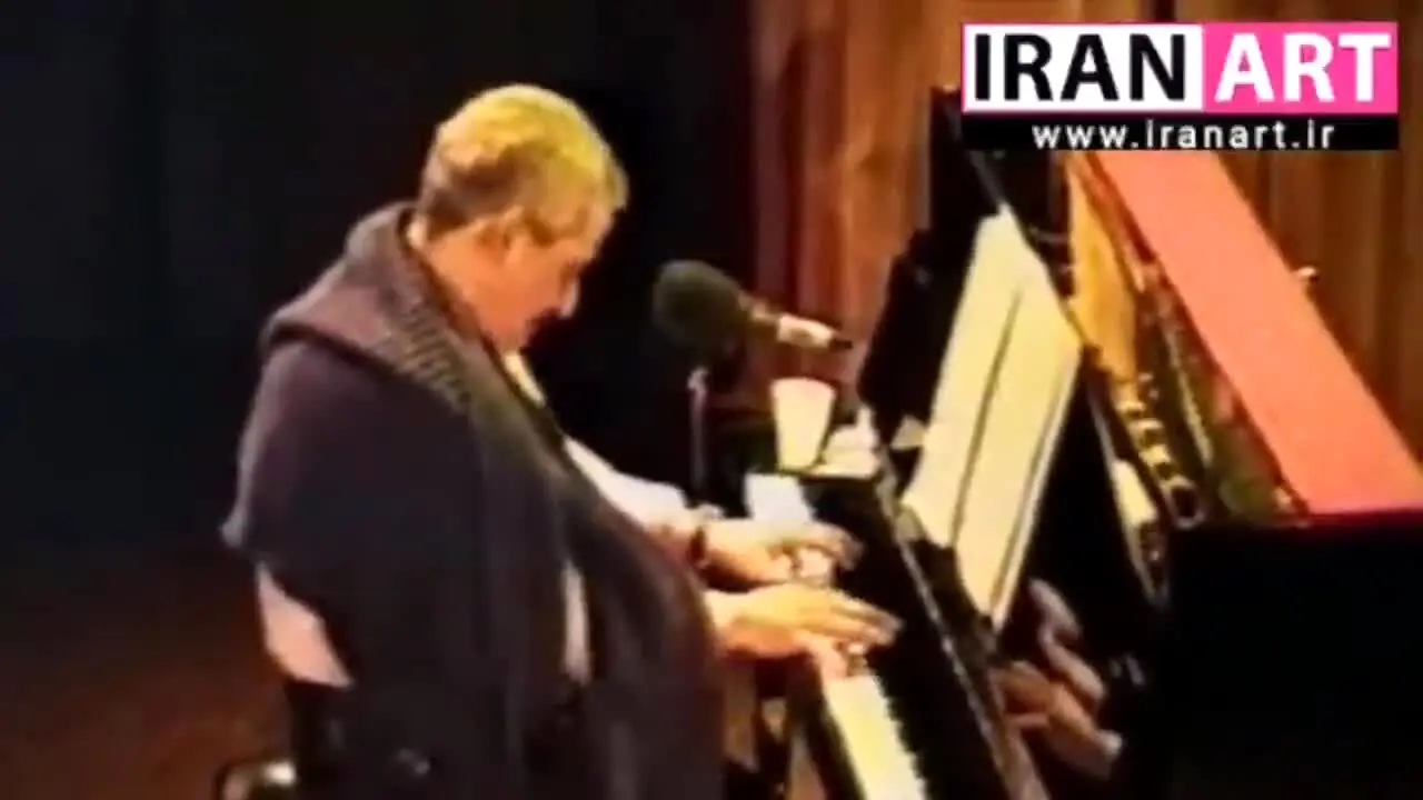 علت مهاجرت نکردن فرهاد مهراد از زبان خودش/ ویدئو