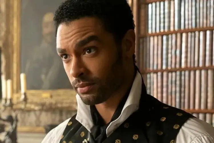 واکنش بازیگر "بریجرتون" به شایعه جیمز باند شدن