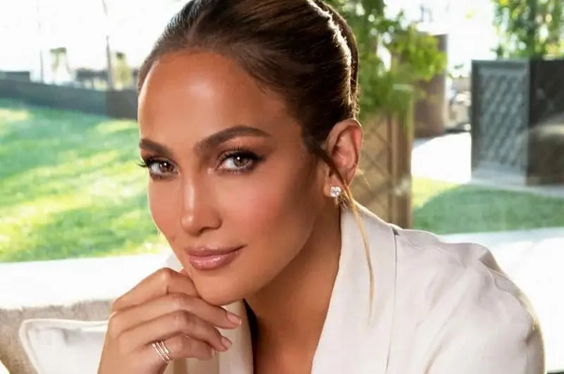 جنیفر لوپز چگونه در میانسالی جوان به نظر می‌رسد؟/ اسرار زیبایی خانم سلبریتی