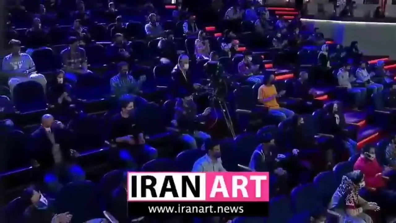 همخوانی جالب شبنم مقدمی با گروه بمرانی/ ویدئو