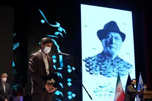فرزند پرویز پورحسینی، از صحنه‌های باور نکردنی در بیمارستان پدرش گفت