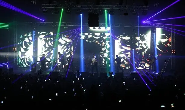 برگزاری همه کنسرت‌‌ها مجازی می‌‌شود