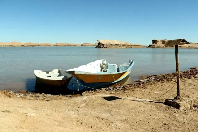 تبخیر گردشگری در دریاچه لوت